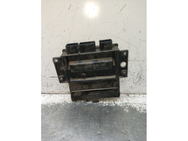 Recambio de centralita motor uce para renault clio ii (bb_, cb_) 1.5 dci (b/cb08) referencia OEM IAM 8200212348 0023265DVG 2001
