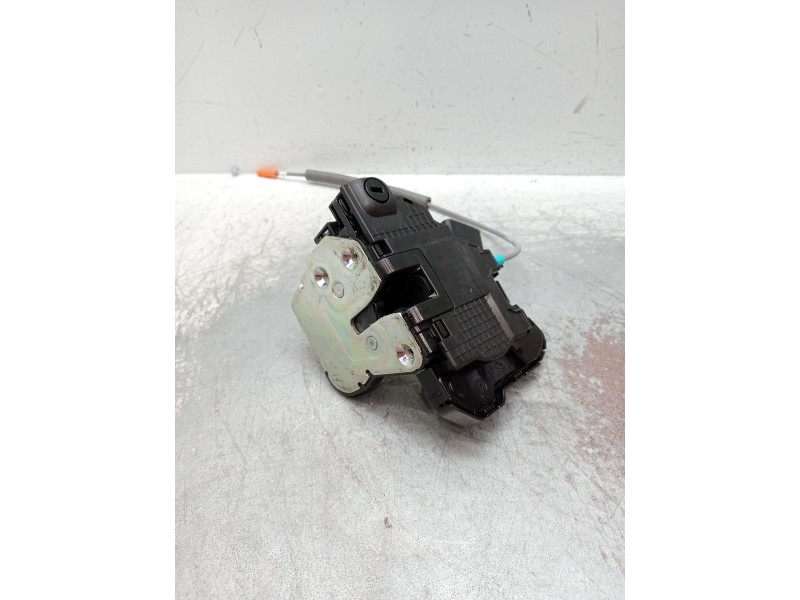 Recambio de motor cierre centralizado trasero derecho para hyundai i20 iii (bc3, bi3) 1.0 t-gdi referencia OEM IAM 81420Q0000 5P