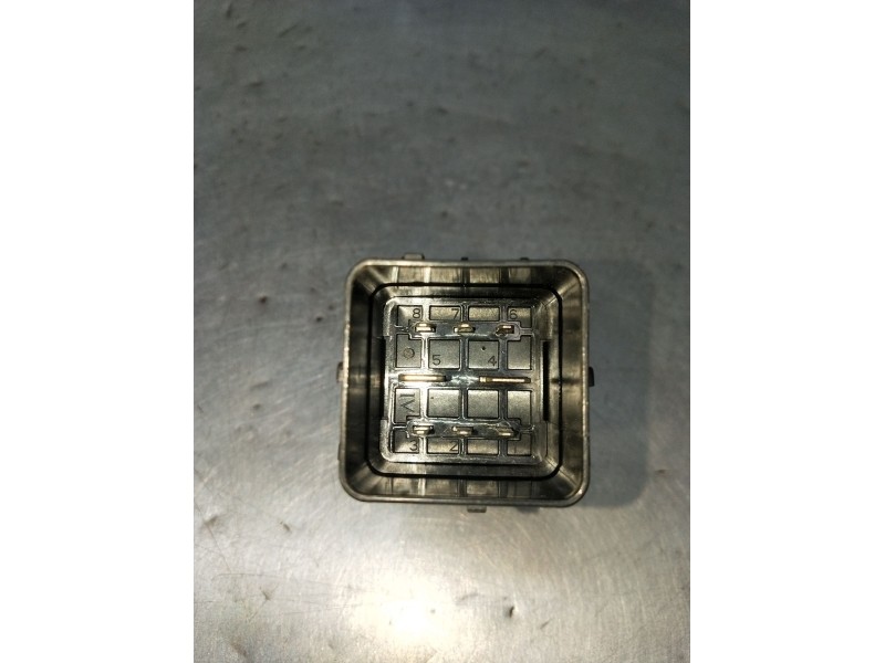Recambio de caja precalentamiento para peugeot partner furgoneta/monovolumen 1.6 hdi / bluehdi 75 referencia OEM IAM 9802424080 