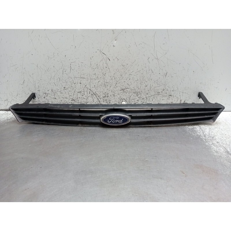 Recambio de rejilla delantera para ford focus i sedán (dfw) 1.8 turbo di / tddi referencia OEM IAM   