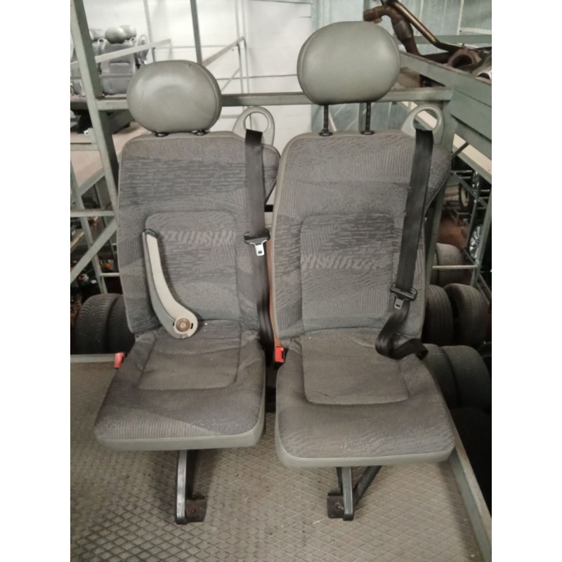 Recambio de asiento para renault master ii phase 2 bus bus 16 - plazas l3h2 techo elevado referencia OEM IAM  DOBLE CON DESPERFE