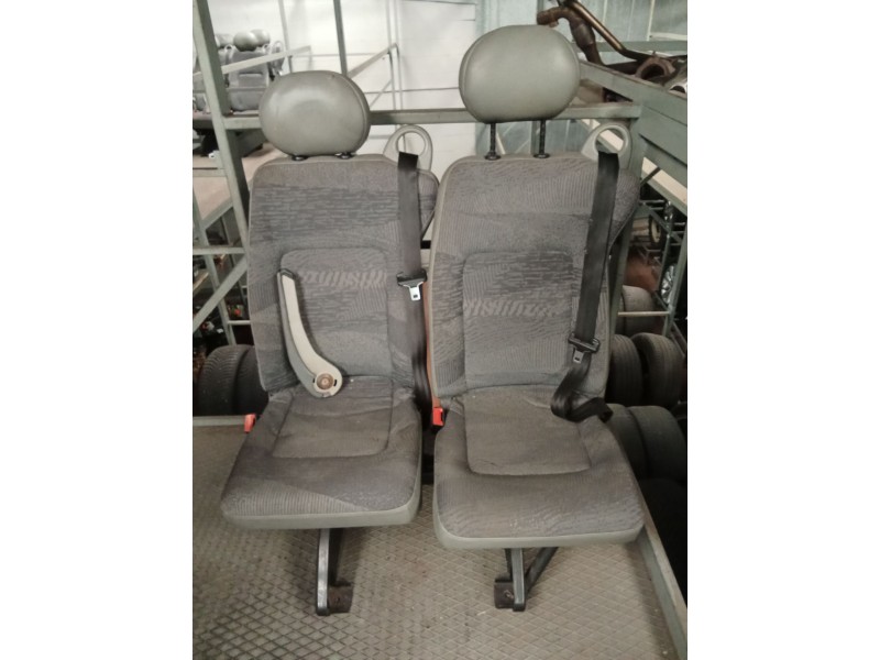 Recambio de asiento para renault master ii phase 2 bus bus 16 - plazas l3h2 techo elevado referencia OEM IAM  DOBLE CON DESPERFE