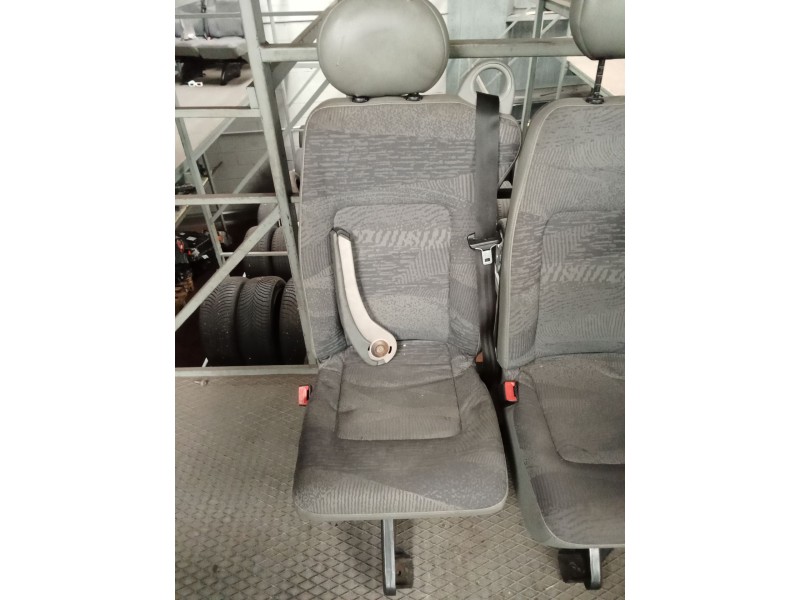 Recambio de asiento para renault master ii phase 2 bus bus 16 - plazas l3h2 techo elevado referencia OEM IAM  DOBLE CON DESPERFE