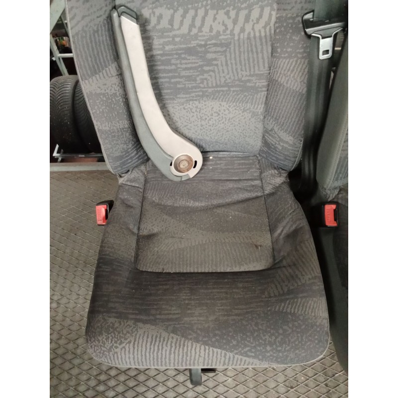 Recambio de asiento para renault master ii phase 2 bus bus 16 - plazas l3h2 techo elevado referencia OEM IAM  DOBLE CON DESPERFE