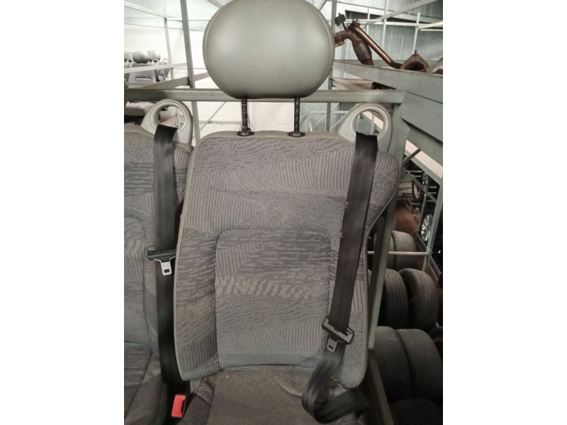 Recambio de asiento para renault master ii phase 2 bus bus 16 - plazas l3h2 techo elevado referencia OEM IAM  DOBLE CON DESPERFE