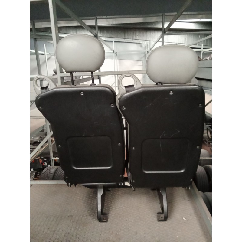 Recambio de asiento para renault master ii phase 2 bus bus 16 - plazas l3h2 techo elevado referencia OEM IAM  DOBLE CON DESPERFE