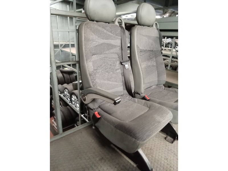Recambio de asiento para renault master ii phase 2 bus bus 16 - plazas l3h2 techo elevado referencia OEM IAM   DOBLE