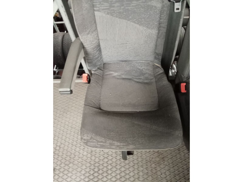Recambio de asiento para renault master ii phase 2 bus bus 16 - plazas l3h2 techo elevado referencia OEM IAM   DOBLE