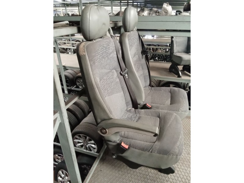 Recambio de asiento para renault master ii phase 2 bus bus 16 - plazas l3h2 techo elevado referencia OEM IAM   DOBLE