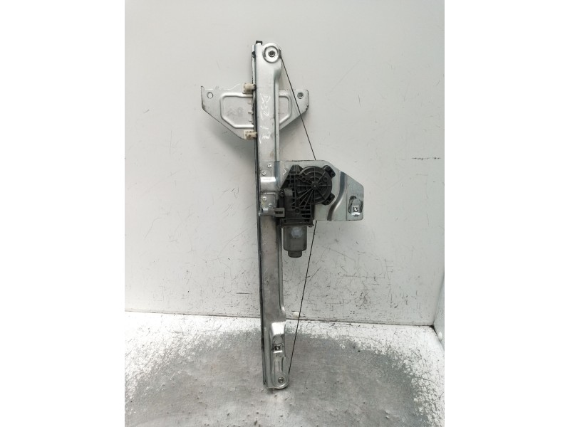 Recambio de elevalunas delantero izquierdo para peugeot partner furgoneta/monovolumen 1.6 hdi / bluehdi 75 referencia OEM IAM  4