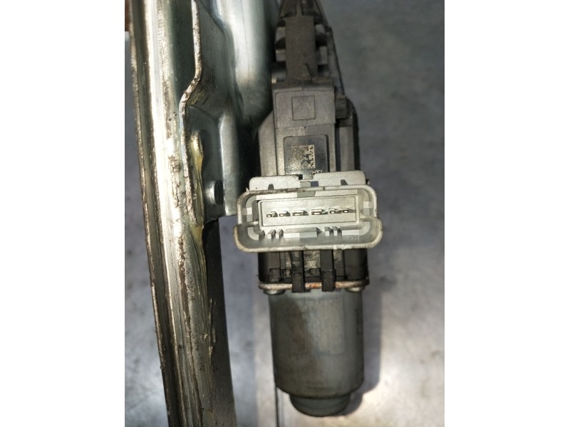 Recambio de elevalunas delantero izquierdo para peugeot partner furgoneta/monovolumen 1.6 hdi / bluehdi 75 referencia OEM IAM  4
