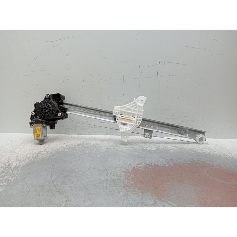 Recambio de elevalunas delantero derecho para hyundai i20 iii (bc3, bi3) 1.0 t-gdi referencia OEM IAM 82402Q0010 5P. 82460Q0000 