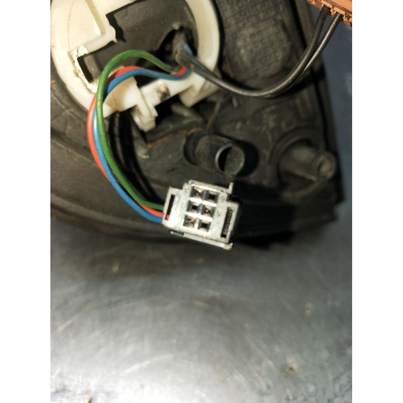 Recambio de retrovisor derecho para peugeot partner furgoneta/monovolumen 1.6 hdi / bluehdi 75 referencia OEM IAM  ELÉCTRICO 201