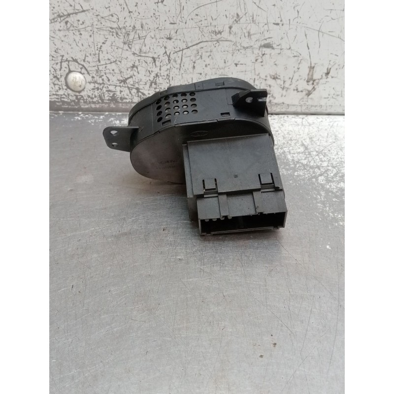 Recambio de mando luces para ford focus i sedán (dfw) 1.8 turbo di / tddi referencia OEM IAM   