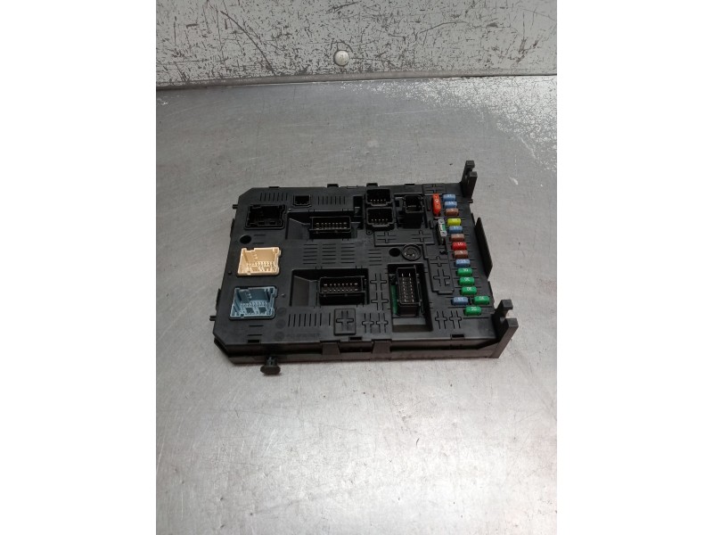 Recambio de caja reles / fusibles para fiat scudo furgoneta (270_, 272_) 1.6 d multijet referencia OEM IAM   