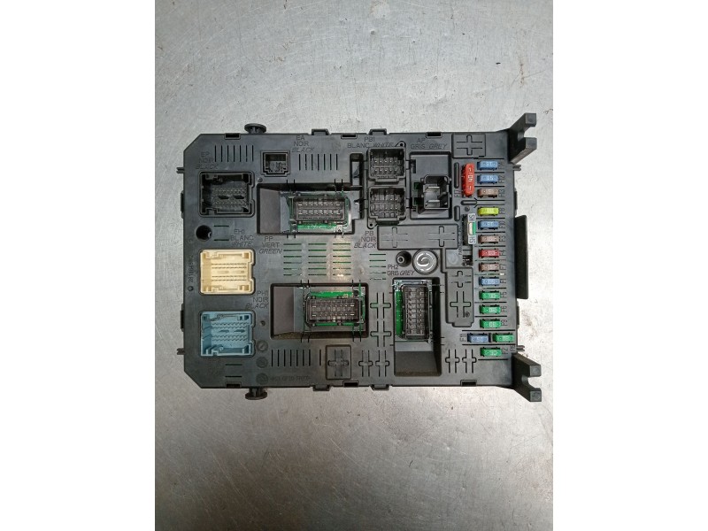 Recambio de caja reles / fusibles para fiat scudo furgoneta (270_, 272_) 1.6 d multijet referencia OEM IAM   