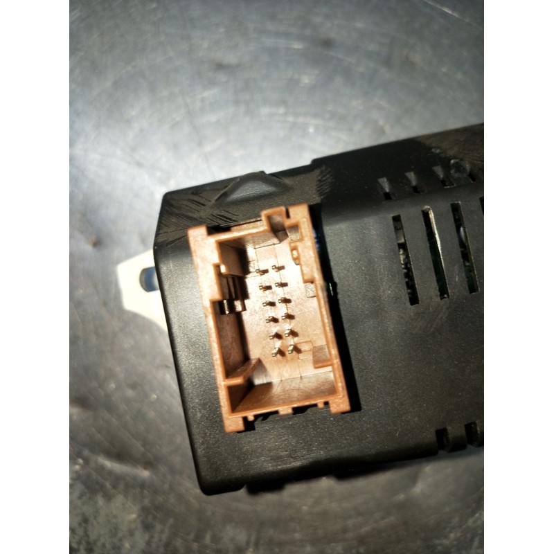 Recambio de pantalla multifuncion para peugeot partner furgoneta/monovolumen 1.6 hdi / bluehdi 75 referencia OEM IAM 9809842880 