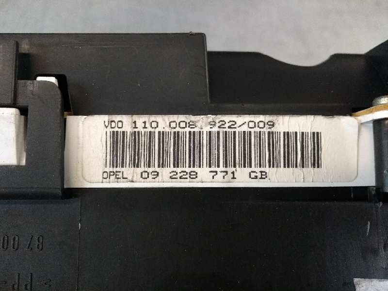 Recambio de cuadro instrumentos para opel zafira a elegance referencia OEM IAM 110008922009 09228771GB 