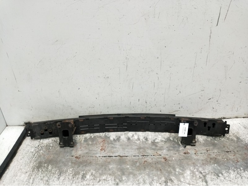 Recambio de refuerzo paragolpes delantero para land rover range rover sport v6 td s referencia OEM IAM   2010