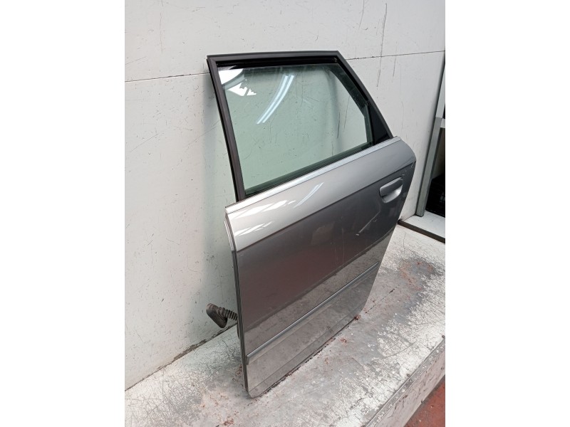 Recambio de puerta trasera izquierda para audi a4 b7 avant (8ed) 2.0 tdi 16v referencia OEM IAM   