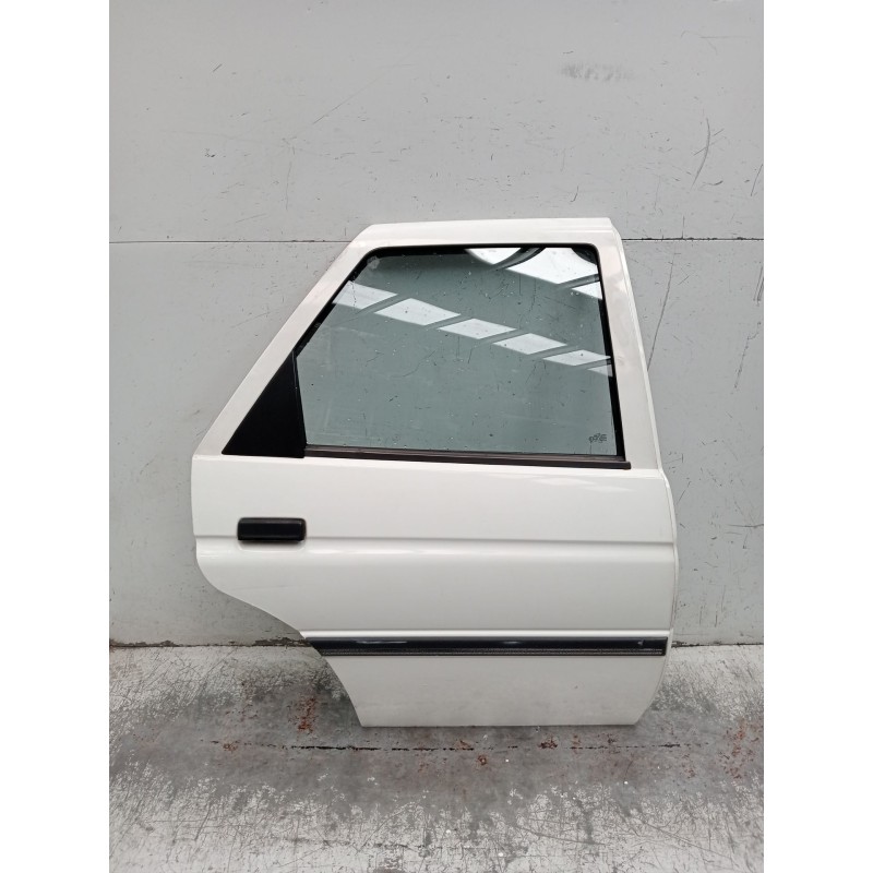 Recambio de puerta trasera derecha para ford escort v (aal, abl) 1.8 16v xr3i referencia OEM IAM   