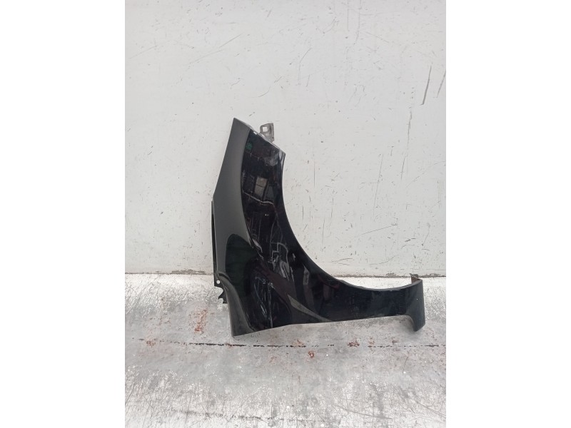 Recambio de aleta delantera derecha para ford fiesta vi (cb1, ccn) 1.5 tdci referencia OEM IAM   