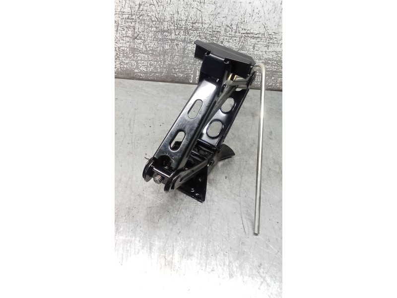 Recambio de gato para ford fiesta vi (cb1, ccn) 1.5 tdci referencia OEM IAM   12