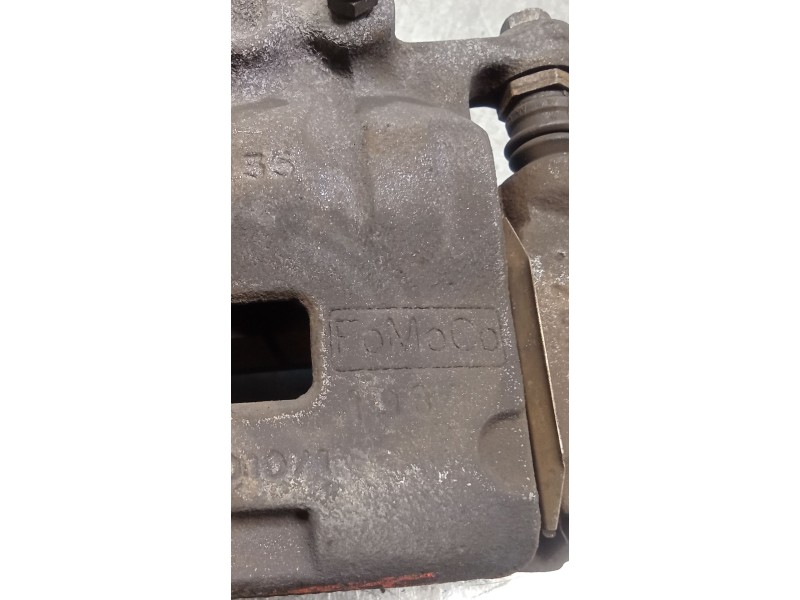 Recambio de pinza freno delantera izquierda para ford fiesta vi (cb1, ccn) 1.5 tdci referencia OEM IAM  FOMOCO 12
