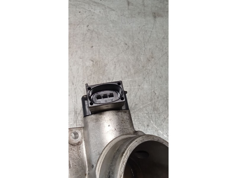Recambio de caja mariposa para ford escort v (aal, abl) 1.8 16v xr3i referencia OEM IAM 928F9B989  90