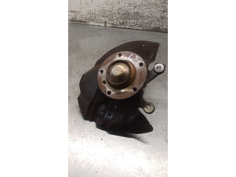 Recambio de mangueta delantera izquierda para bmw 3 (e46) 320 d referencia OEM IAM   01