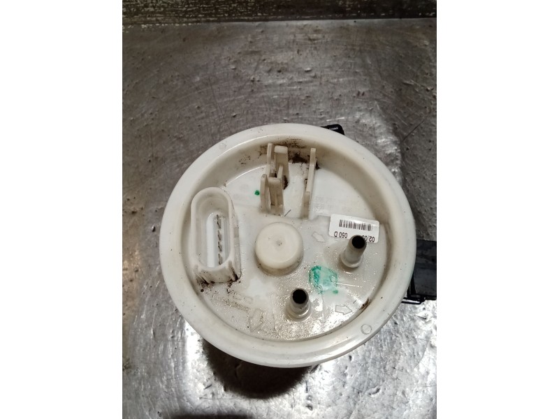 Recambio de bomba combustible para audi a4 b7 avant (8ed) 2.0 tdi 16v referencia OEM IAM 220212002005 8E0919050D 05