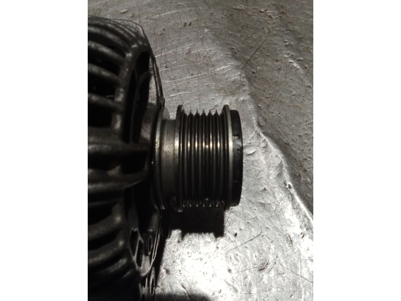 Recambio de alternador para audi a4 b7 avant (8ed) 2.0 tdi 16v referencia OEM IAM 06F903023J 0124525092 05