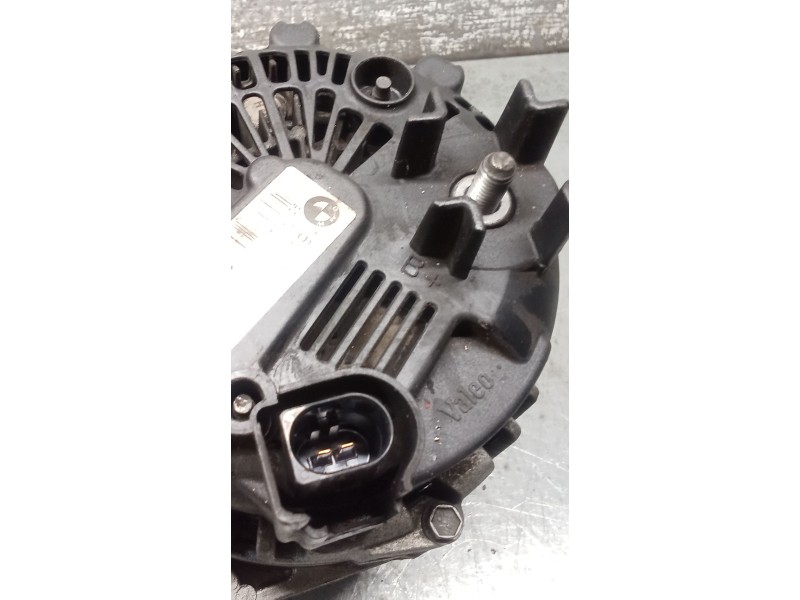Recambio de alternador para bmw 3 (e46) 320 d referencia OEM IAM 7789980A 150A 01