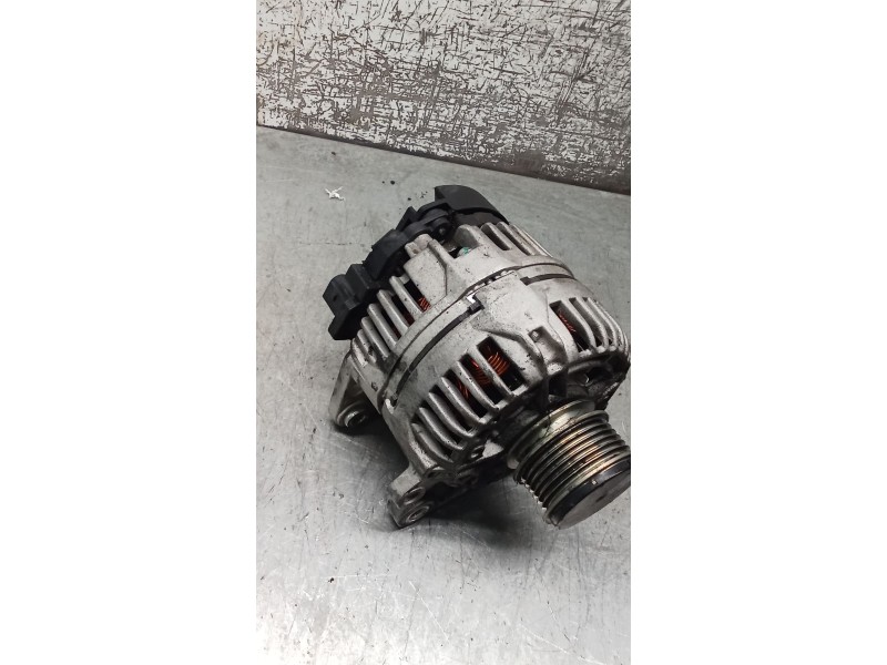 Recambio de alternador para audi a3 (8l1) 1.9 tdi referencia OEM IAM   96