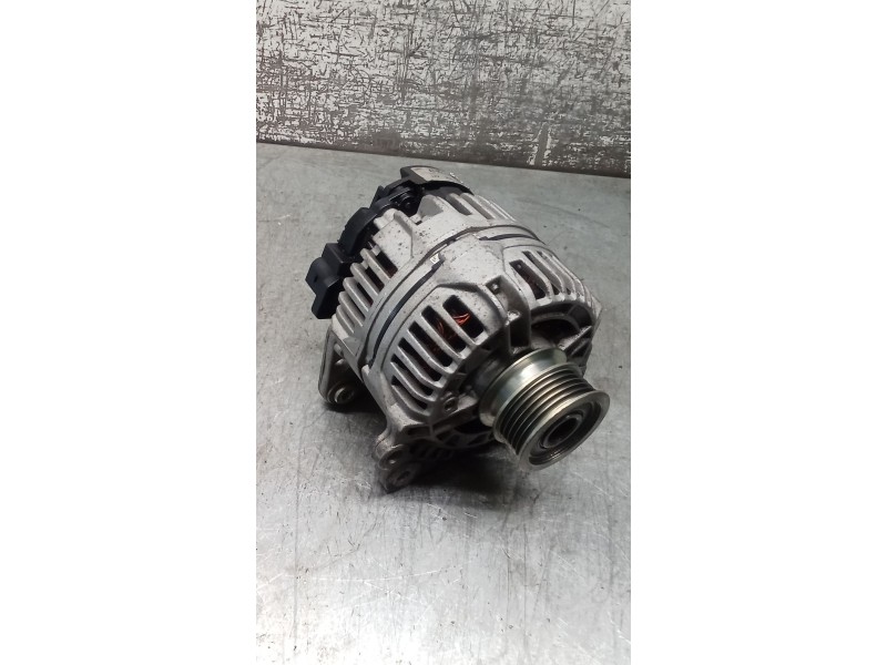 Recambio de alternador para volkswagen polo (6n2) 1.9 sdi referencia OEM IAM AI90084  