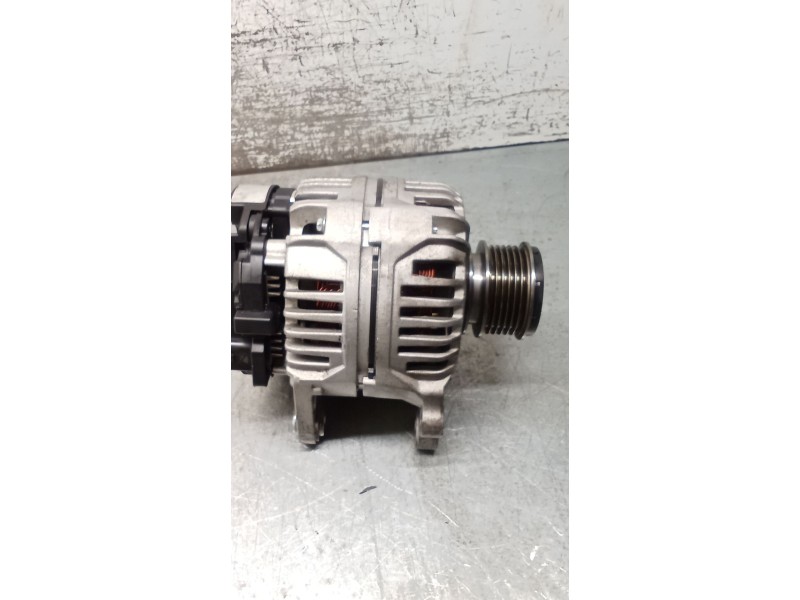 Recambio de alternador para seat ibiza iii (6l1) 1.9 tdi referencia OEM IAM   