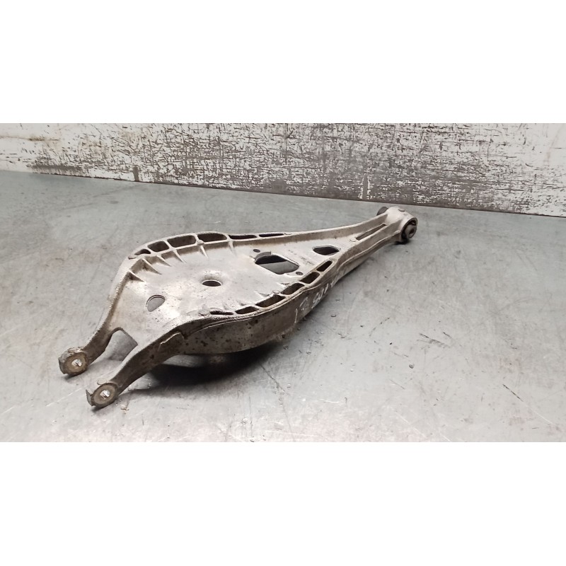 Recambio de brazo suspension superior trasero izquierdo para bmw 3 (e46) 320 d referencia OEM IAM 33320948890  01