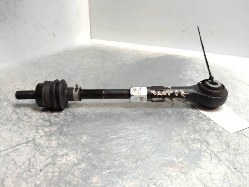 Recambio de tirante trasero izquierdo para ssangyong rexton 2.7 turbodiesel cat referencia OEM IAM   