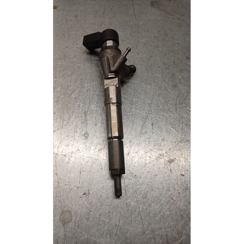 Recambio de inyector para renault scénic iii (jz0/1_) 1.5 dci referencia OEM IAM 8200903034 H3200704191 CONTINENTAL