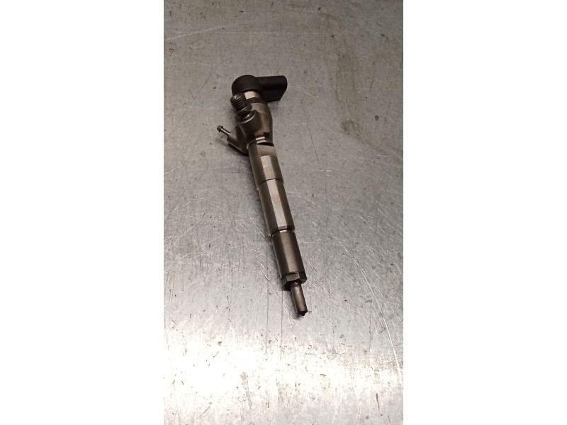 Recambio de inyector para renault scénic iii (jz0/1_) 1.5 dci referencia OEM IAM 8200903034 H3200704191 SIEMENS