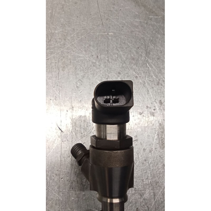 Recambio de inyector para renault scénic iii (jz0/1_) 1.5 dci referencia OEM IAM 8200903034 H3200704191 SIEMENS