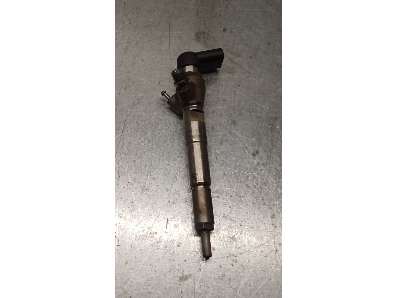 Recambio de inyector para renault scénic iii (jz0/1_) 1.5 dci referencia OEM IAM 8200903034 H3200704191 CONTINENTAL