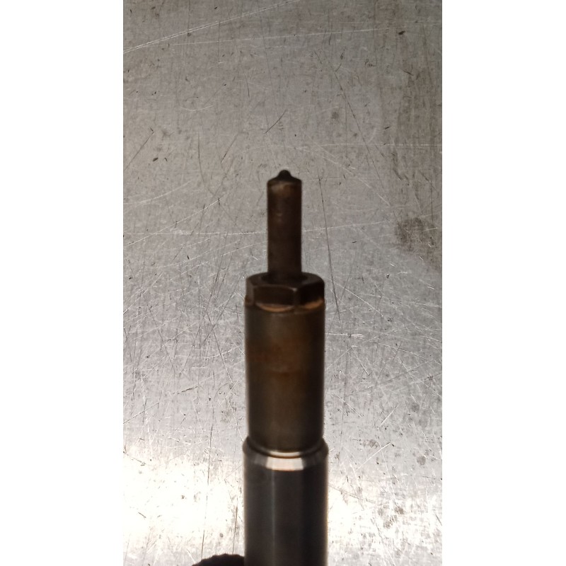 Recambio de inyector para renault scénic iii (jz0/1_) 1.5 dci referencia OEM IAM 8200903034 H3200704191 CONTINENTAL