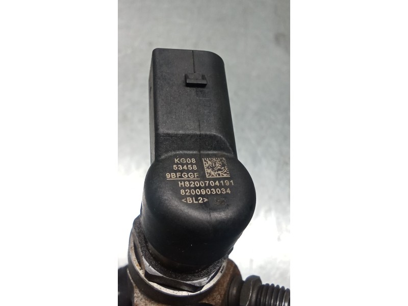 Recambio de inyector para renault scénic iii (jz0/1_) 1.5 dci referencia OEM IAM 8200903034 H3200704191 CONTINENTAL