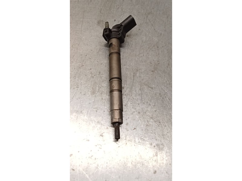 Recambio de inyector para audi a7 sportback (4ga, 4gf) 3.0 tdi quattro referencia OEM IAM 0445116040 059130277CC BOSCH