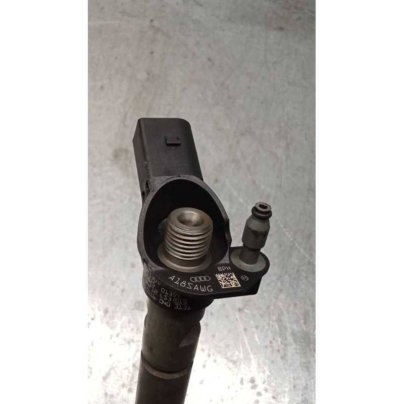 Recambio de inyector para audi a7 sportback (4ga, 4gf) 3.0 tdi quattro referencia OEM IAM 0445116040 059130277CC BOSCH