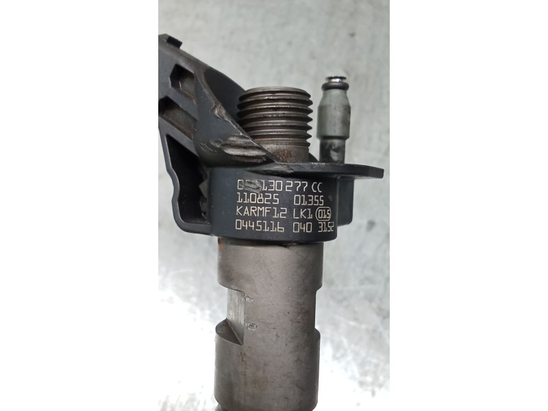 Recambio de inyector para audi a7 sportback (4ga, 4gf) 3.0 tdi quattro referencia OEM IAM 0445116040 059130277CC BOSCH