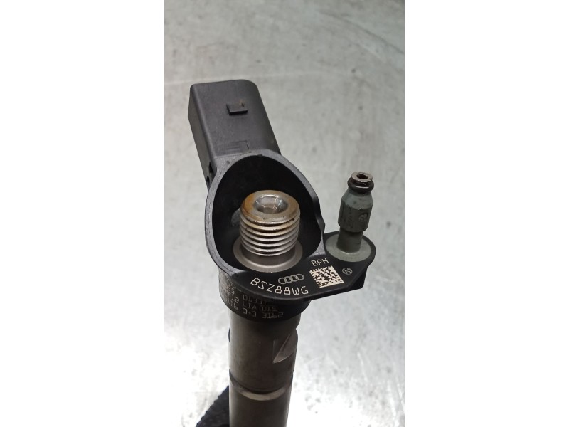 Recambio de inyector para audi a7 sportback (4ga, 4gf) 3.0 tdi quattro referencia OEM IAM 0445116040 059130277CC BOSCH