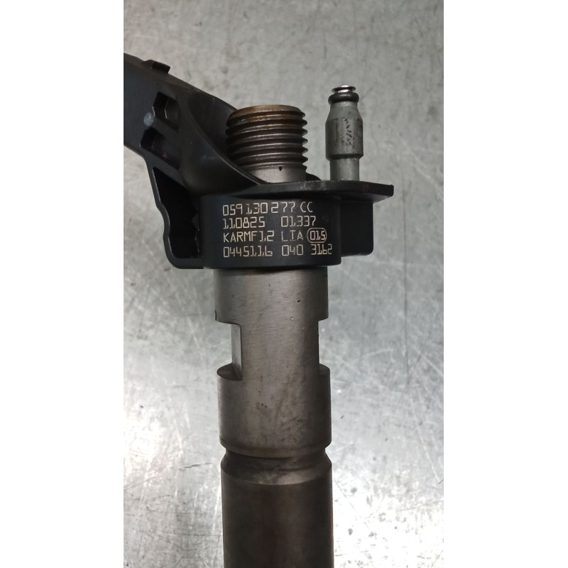 Recambio de inyector para audi a7 sportback (4ga, 4gf) 3.0 tdi quattro referencia OEM IAM 0445116040 059130277CC BOSCH