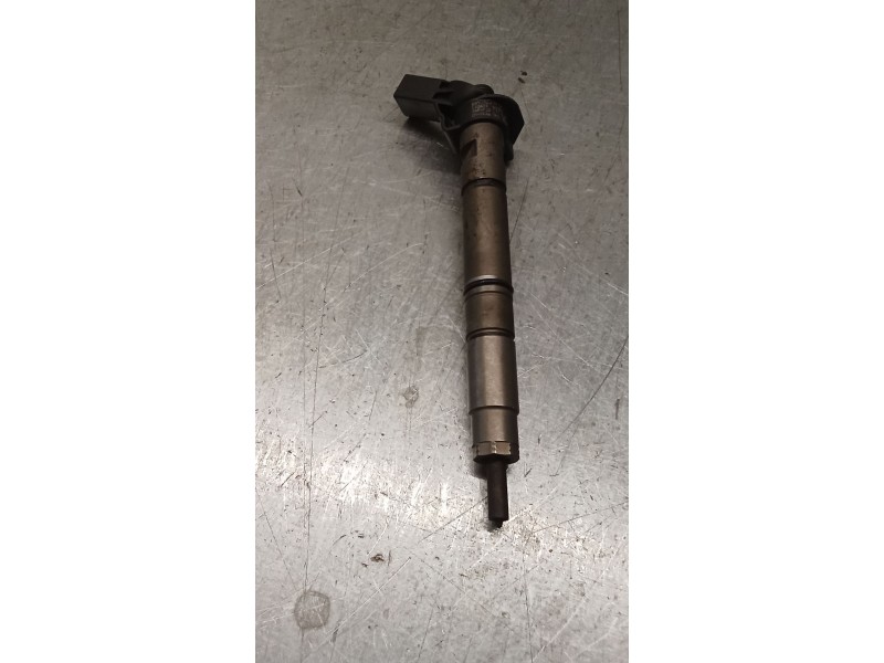 Recambio de inyector para audi a7 sportback (4ga, 4gf) 3.0 tdi quattro referencia OEM IAM 0445116040 059130277CC BOSCH